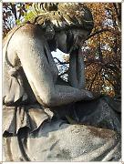2011-11-04 09.44.56